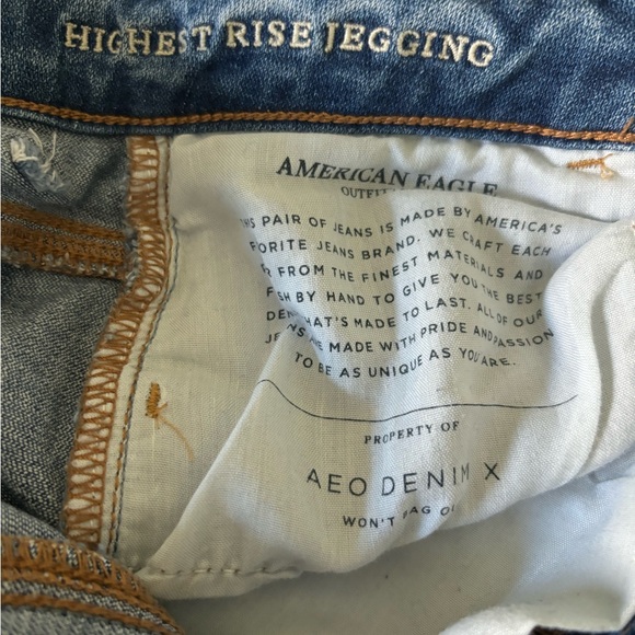 American Eagle highest rise jegging. Size 6 regular - Picture 5 of 7